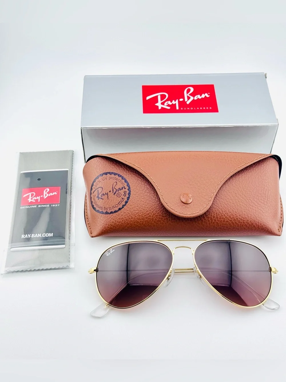 Ray-Ban Aviator Gradient Sunglasses RB3025 Gold Metal Frame Dark Burgundy Lenses
